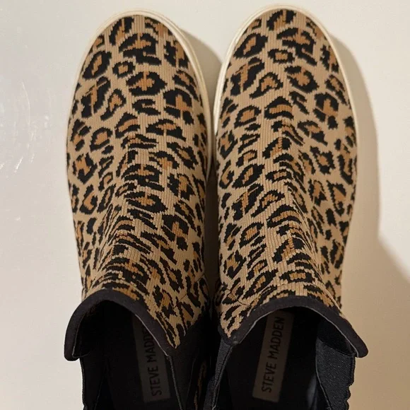 Steve Madden Women's Leopard Print Sneaker Booties Size 8 - Picture 7 of 8